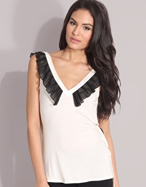 25 lire Noi produse pe asos.com